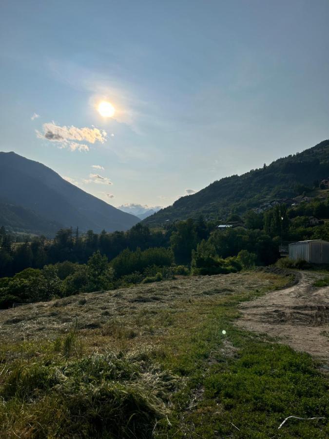 Mountain Cave Hotel Aosta Ngoại thất bức ảnh